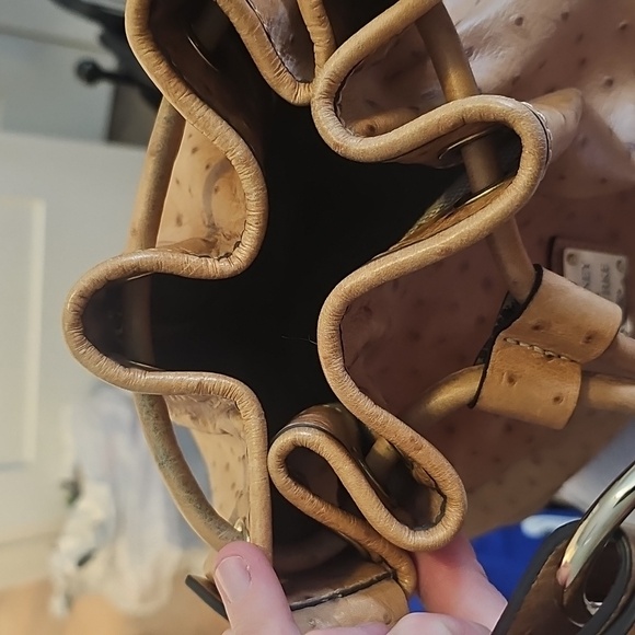 Dooney And Bourke Tan Leather Drawstring Bucket Bag - Picture 3 of 9